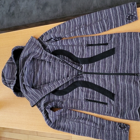 Lululemon Hooded Zippered Long Jacket Size 4 - Picture 6 of 8